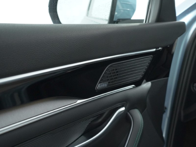 2025 (25) BYD SEAL U 1.5 DM-i AWD Design 5dr Auto 5011271