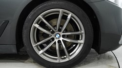 2018 (18) BMW 5 SERIES 520d M Sport 4dr Auto 4987814