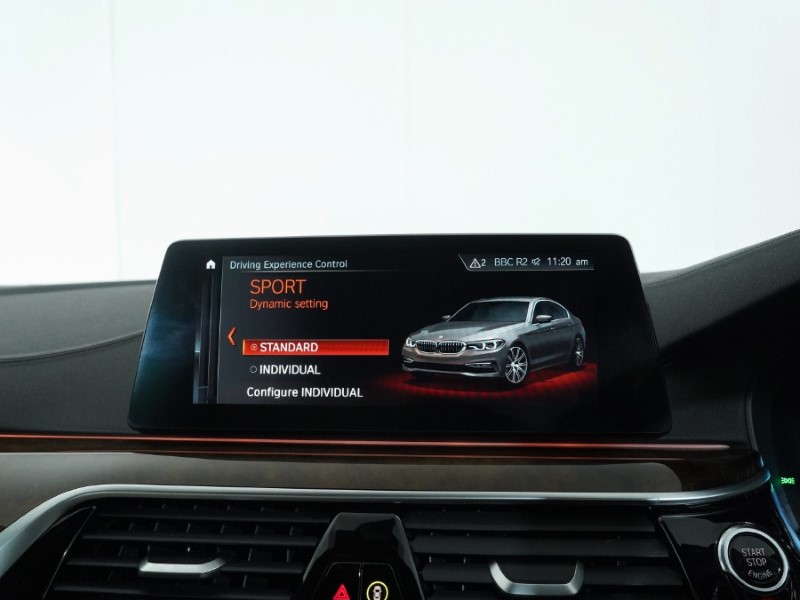 2018 (18) BMW 5 SERIES 520d M Sport 4dr Auto 4987837