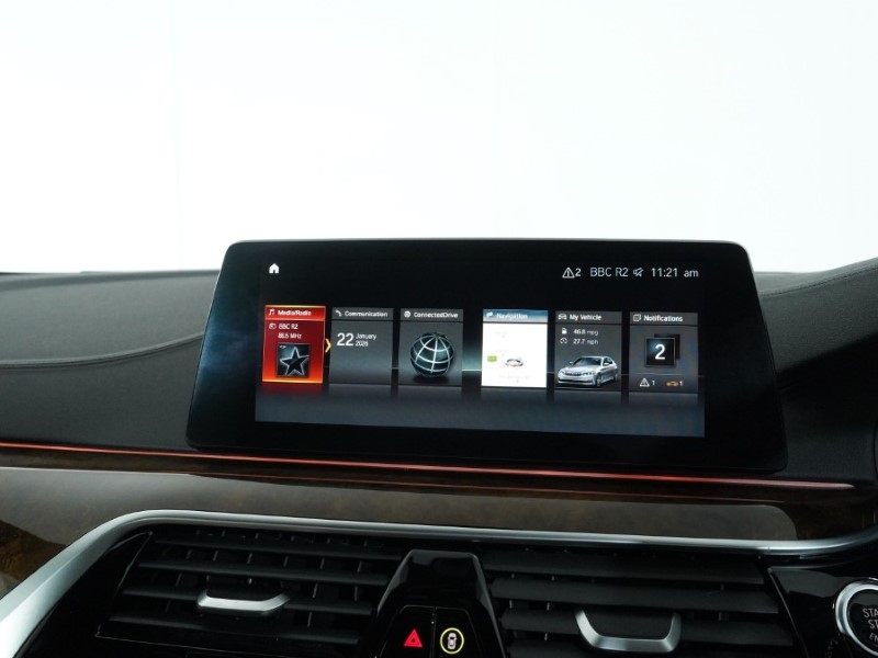 2018 (18) BMW 5 SERIES 520d M Sport 4dr Auto 4987842