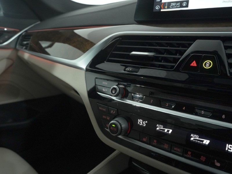 2018 (18) BMW 5 SERIES 520d M Sport 4dr Auto 4987826