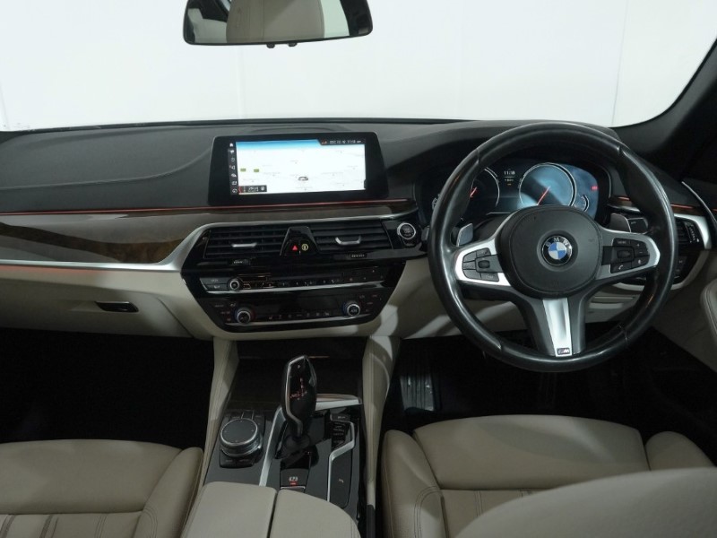 2018 (18) BMW 5 SERIES 520d M Sport 4dr Auto 4987810