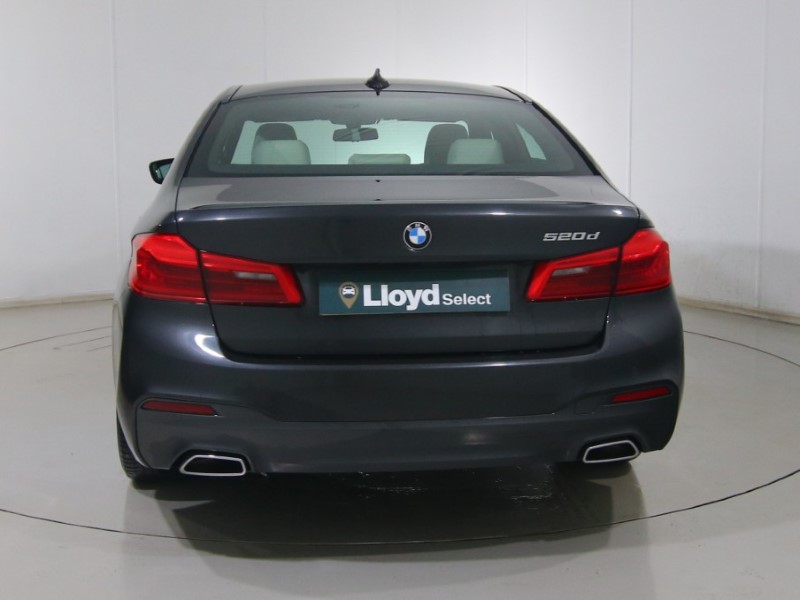 2018 (18) BMW 5 SERIES 520d M Sport 4dr Auto 4987799