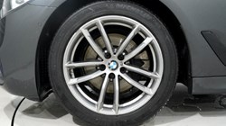 2018 (18) BMW 5 SERIES 520d M Sport 4dr Auto 4987844