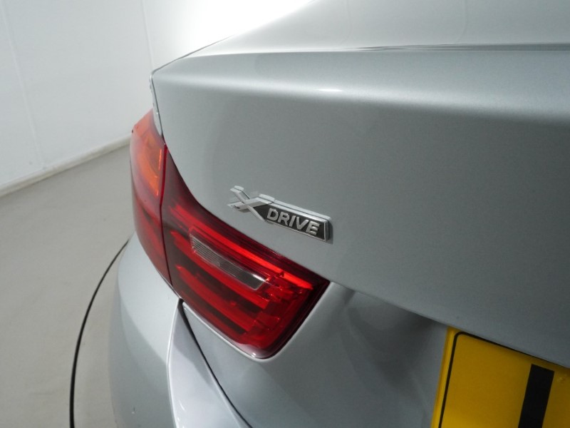 2017 (17) BMW 4 SERIES 420d [190] xDrive M Sport 2dr Auto [Prof Media] 4997006