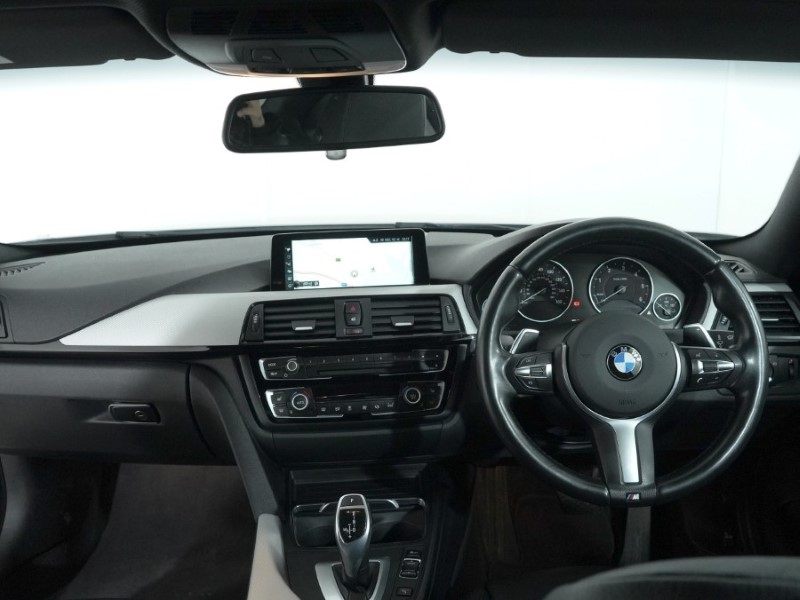 2017 (17) BMW 4 SERIES 420d [190] xDrive M Sport 2dr Auto [Prof Media] 4997014