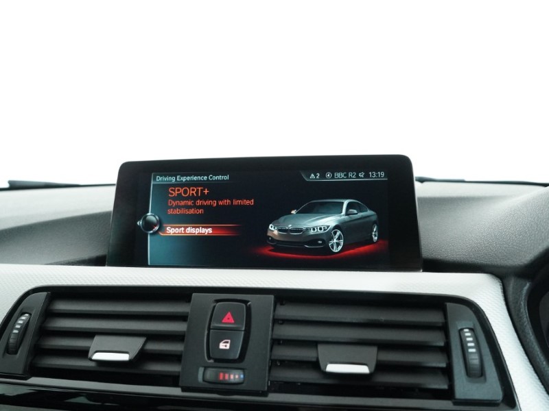 2017 (17) BMW 4 SERIES 420d [190] xDrive M Sport 2dr Auto [Prof Media] 4997044