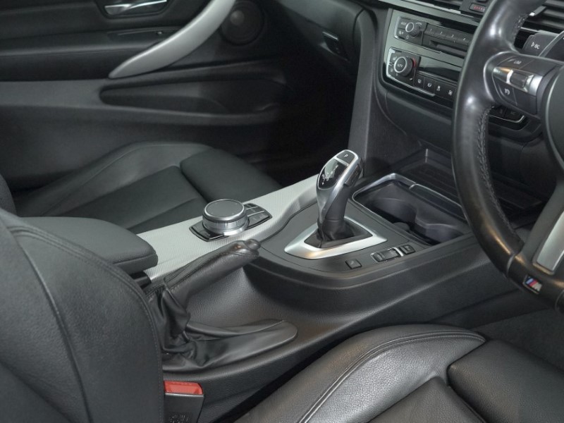 2017 (17) BMW 4 SERIES 420d [190] xDrive M Sport 2dr Auto [Prof Media] 4997026