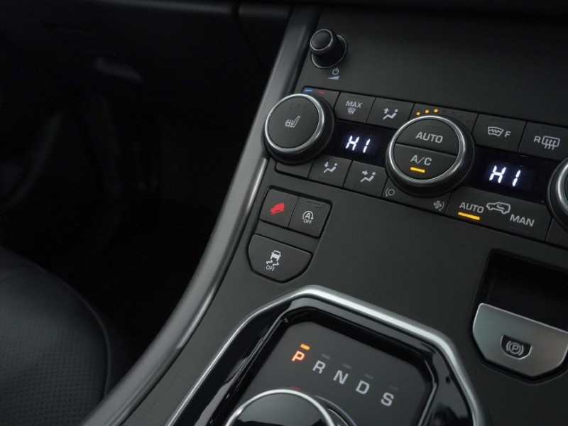 2018 (68) LAND ROVER RANGE ROVER EVOQUE 2.0 TD4 Landmark 5dr Auto 4989489