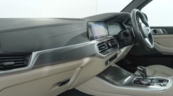 2020 (20) BMW X5 xDrive40i M Sport 5dr Auto 4989082