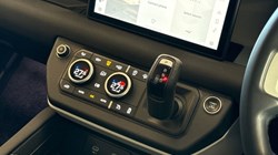 2022 (72) LAND ROVER DEFENDER 3.0 D250 SE 110 5dr Auto 4953789