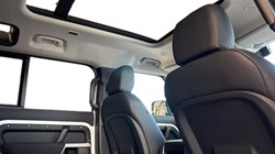 2022 (72) LAND ROVER DEFENDER 3.0 D250 SE 110 5dr Auto 4953797