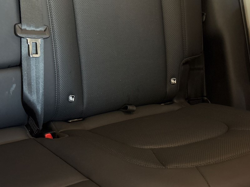 2022 (72) LAND ROVER DEFENDER 3.0 D250 SE 110 5dr Auto 4953812