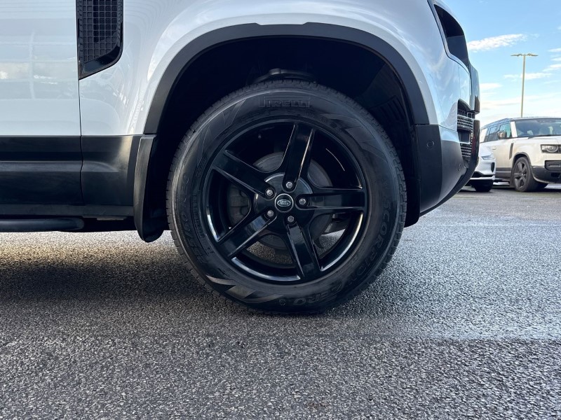 2022 (72) LAND ROVER DEFENDER 3.0 D250 SE 110 5dr Auto 4953784