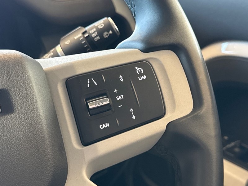 2022 (72) LAND ROVER DEFENDER 3.0 D250 SE 110 5dr Auto 4953805