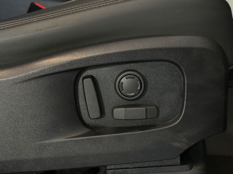 2022 (72) LAND ROVER DEFENDER 3.0 D250 SE 110 5dr Auto 4953800