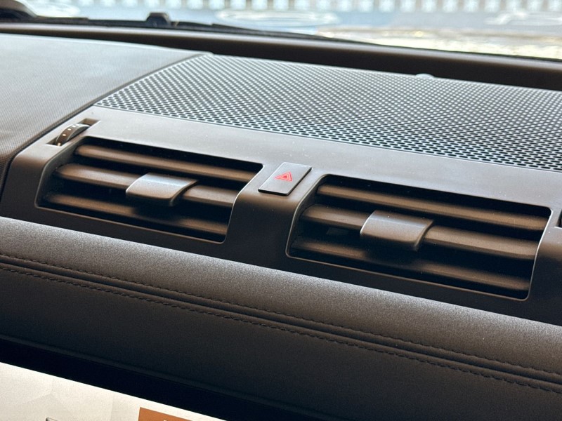 2022 (72) LAND ROVER DEFENDER 3.0 D250 SE 110 5dr Auto 4953811