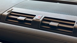 2022 (72) LAND ROVER DEFENDER 3.0 D250 SE 110 5dr Auto 4953811