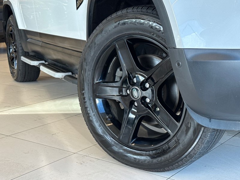 2022 (72) LAND ROVER DEFENDER 3.0 D250 SE 110 5dr Auto 4953817