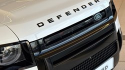 2022 (72) LAND ROVER DEFENDER 3.0 D250 SE 110 5dr Auto 4953816