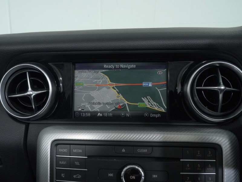 2018 (18) MERCEDES-BENZ SLC 300 AMG Line 2dr 9G-Tronic 5001418