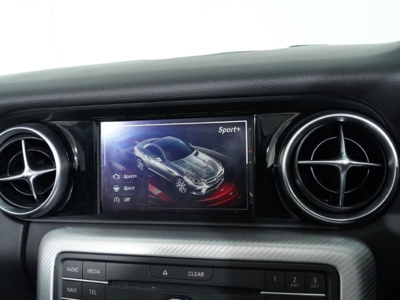 2018 (18) MERCEDES-BENZ SLC 300 AMG Line 2dr 9G-Tronic 5001424