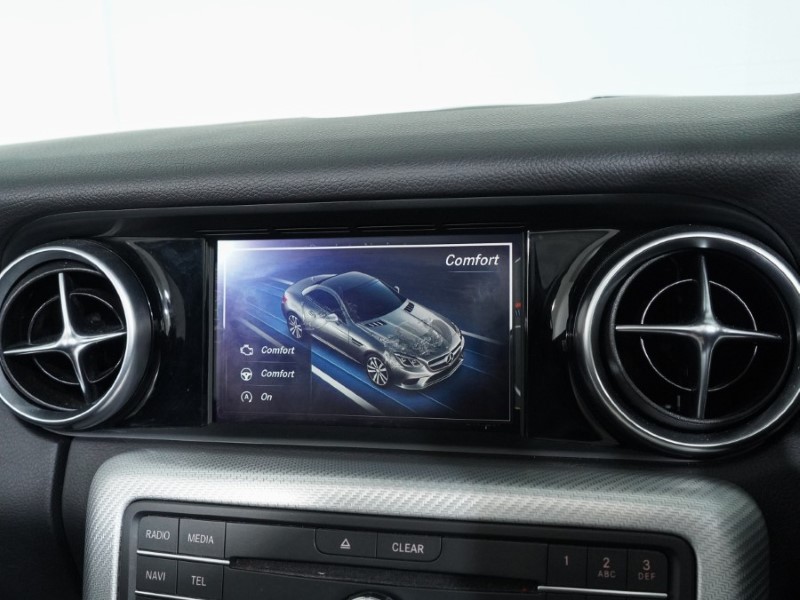 2018 (18) MERCEDES-BENZ SLC 300 AMG Line 2dr 9G-Tronic 5001422