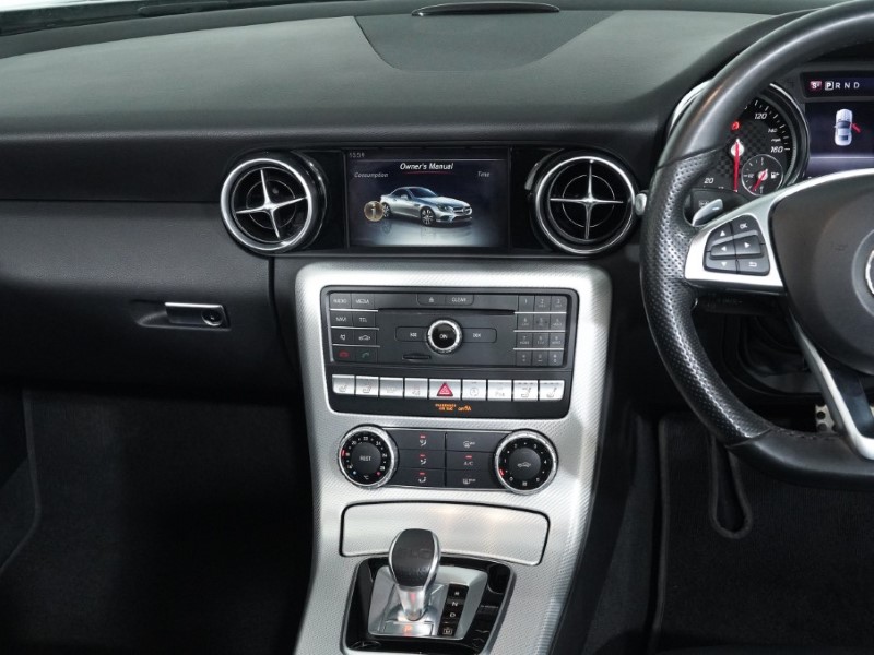 2018 (18) MERCEDES-BENZ SLC 300 AMG Line 2dr 9G-Tronic 5001431