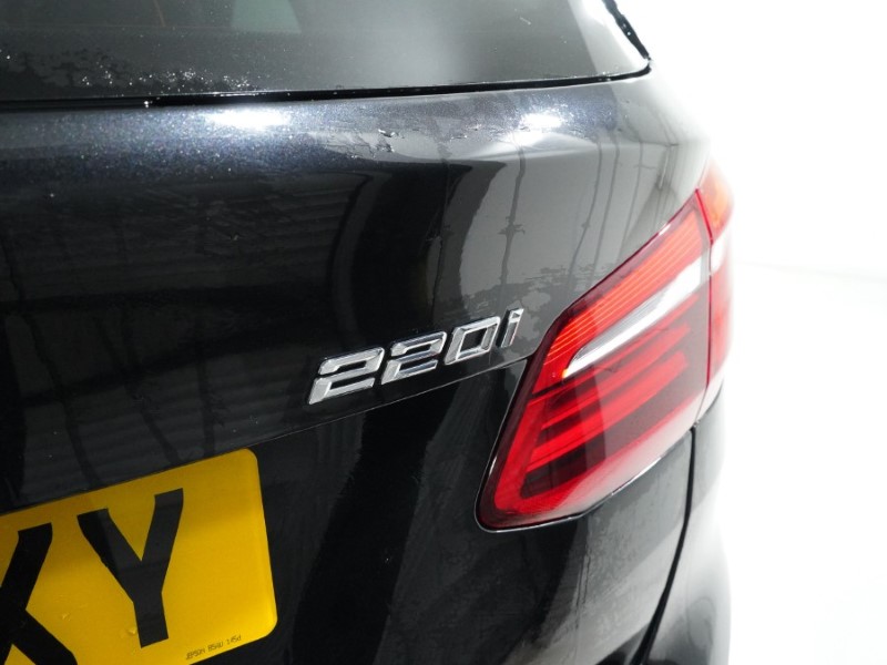 2019 (69) BMW 2 SERIES 220i Luxury 5dr DCT 5006752