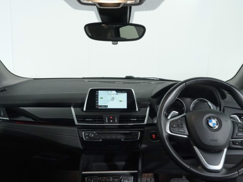 2019 (69) BMW 2 SERIES 220i Luxury 5dr DCT 5006759