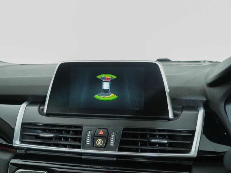 2019 (69) BMW 2 SERIES 220i Luxury 5dr DCT 5006784