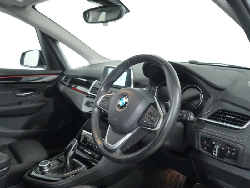 2019 (69) BMW 2 SERIES 220i Luxury 5dr DCT 5006766