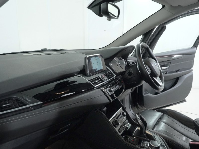 2019 (69) BMW 2 SERIES 220i Luxury 5dr DCT 5006754