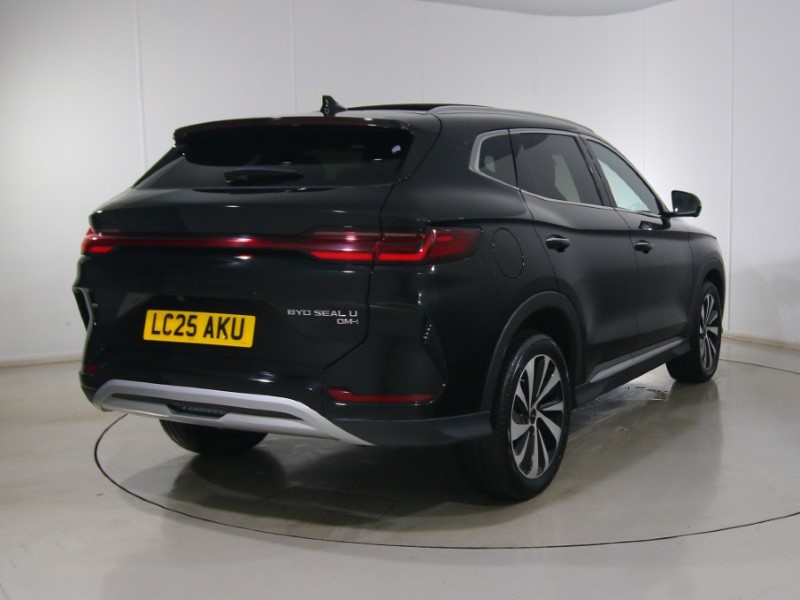 2025 (25) BYD SEAL U 1.5 DM-i AWD Design 5dr Auto 5013893