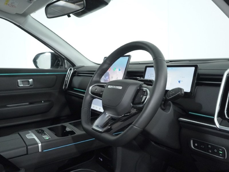 2025 (74) JAECOO 7 1.5T SHS Luxury 5dr Auto 5009456