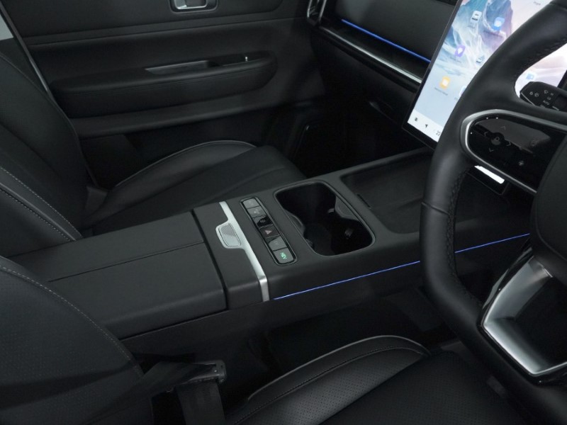 2025 (74) JAECOO 7 1.5T SHS Luxury 5dr Auto 5009457