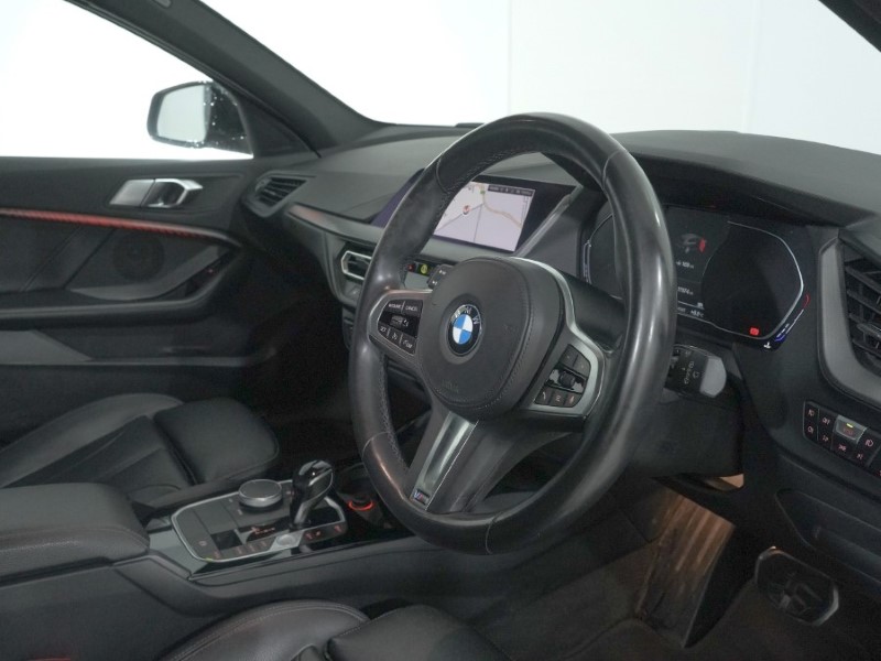 2020 (70) BMW 1 SERIES 118i M Sport 5dr Step Auto 5019180