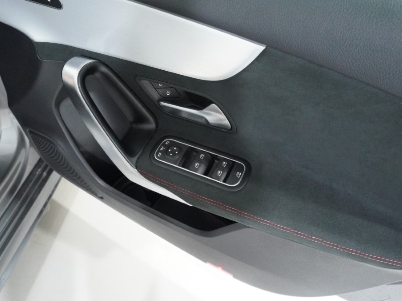 2026 (75) MERCEDES-BENZ A CLASS A200 AMG Line Executive 5dr Auto 5044509