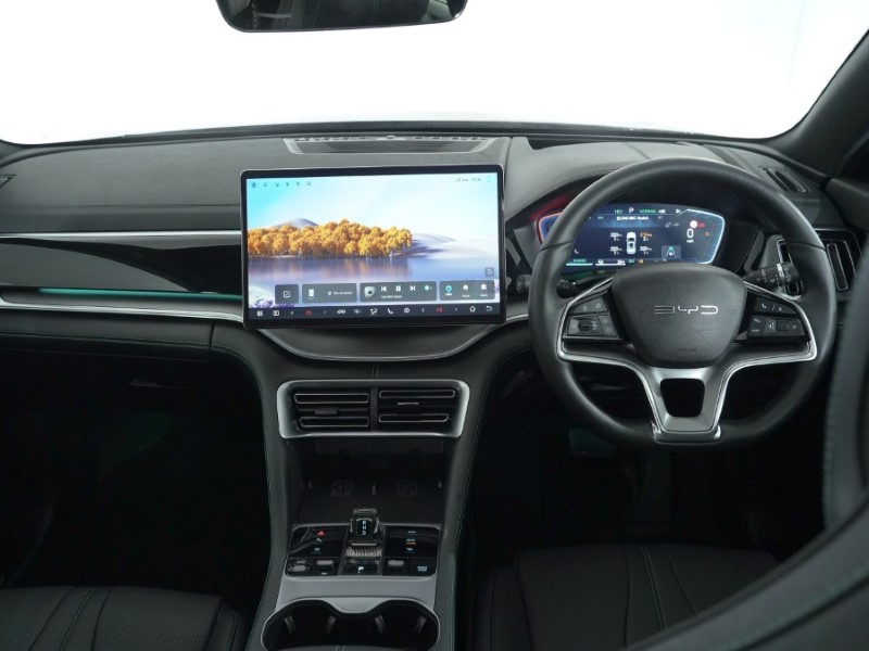 2025 (25) BYD SEAL U 1.5 DM-i Boost 5dr Auto 5058723