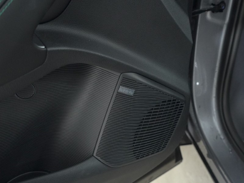 2025 (25) BYD SEAL U 1.5 DM-i Boost 5dr Auto 5026392