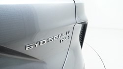 2025 (25) BYD SEAL U 1.5 DM-i Boost 5dr Auto 5026386