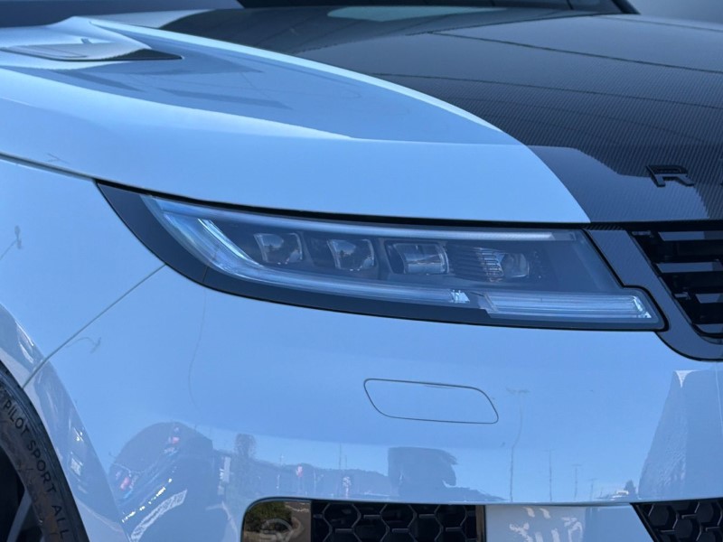 2026 (75) LAND ROVER RANGE ROVER SPORT 4.4 P635 V8 SV 5dr Auto 5260842