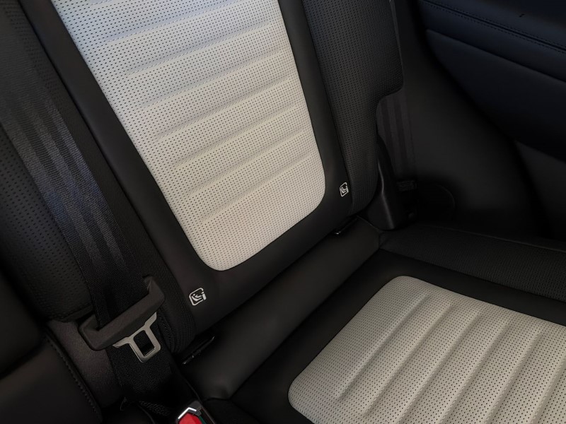 2026 (75) LAND ROVER RANGE ROVER SPORT 4.4 P635 V8 SV 5dr Auto 5260862