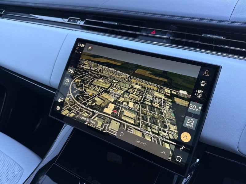 2026 (75) LAND ROVER RANGE ROVER SPORT 4.4 P635 V8 SV 5dr Auto 5260836