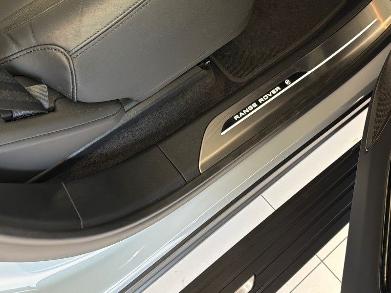 2026 (75) LAND ROVER RANGE ROVER SPORT 4.4 P635 V8 SV 5dr Auto 5260863