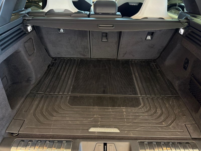 2026 (75) LAND ROVER RANGE ROVER SPORT 4.4 P635 V8 SV 5dr Auto 5260835