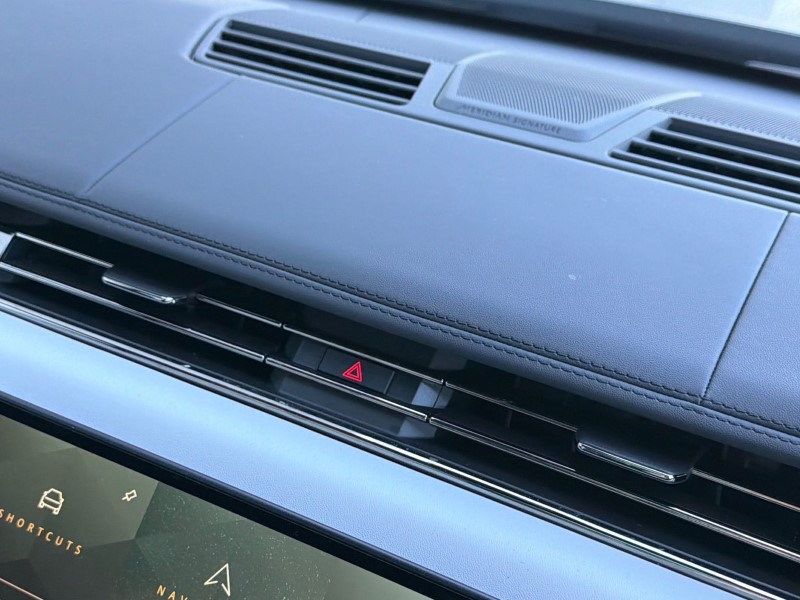 2026 (75) LAND ROVER RANGE ROVER SPORT 4.4 P635 V8 SV 5dr Auto 5260860