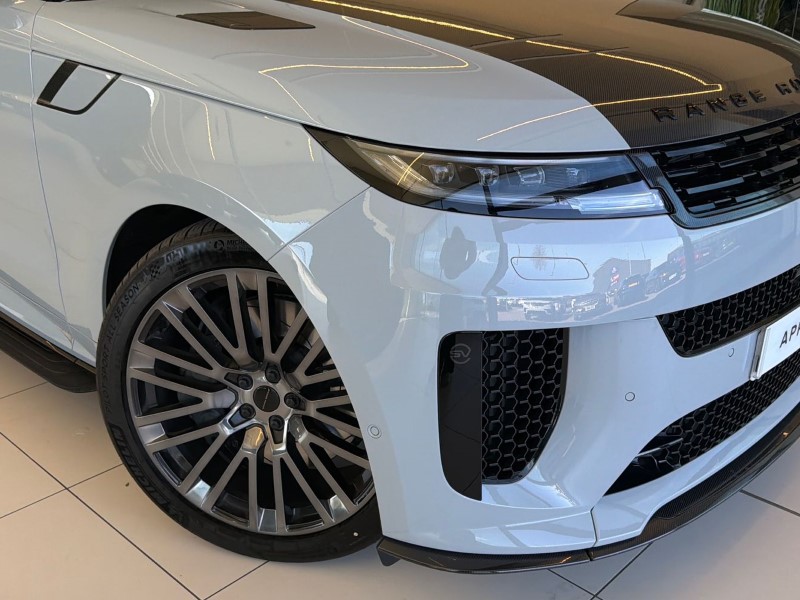 2026 (75) LAND ROVER RANGE ROVER SPORT 4.4 P635 V8 SV 5dr Auto 5260867