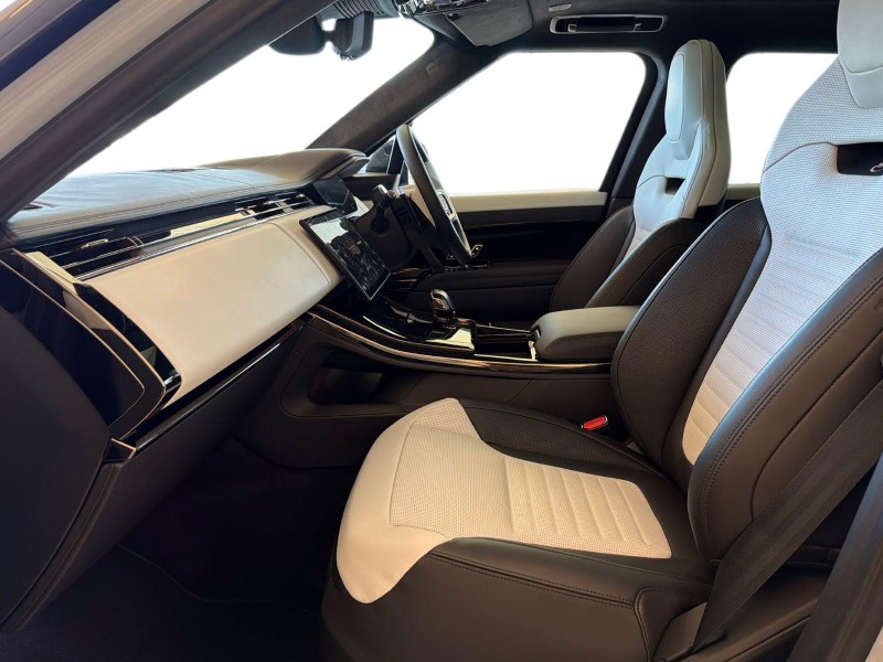 2026 (75) LAND ROVER RANGE ROVER SPORT 4.4 P635 V8 SV 5dr Auto 5260828