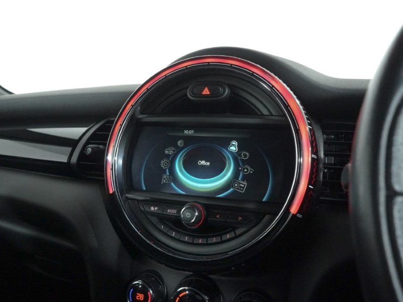 2017 (17) MINI HATCHBACK 2.0 John Cooper Works 3dr Auto 5053763